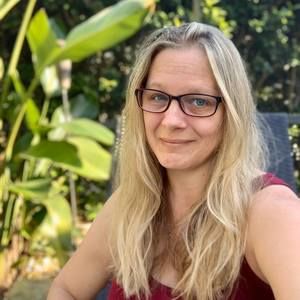 Meet your Posher, Theresa